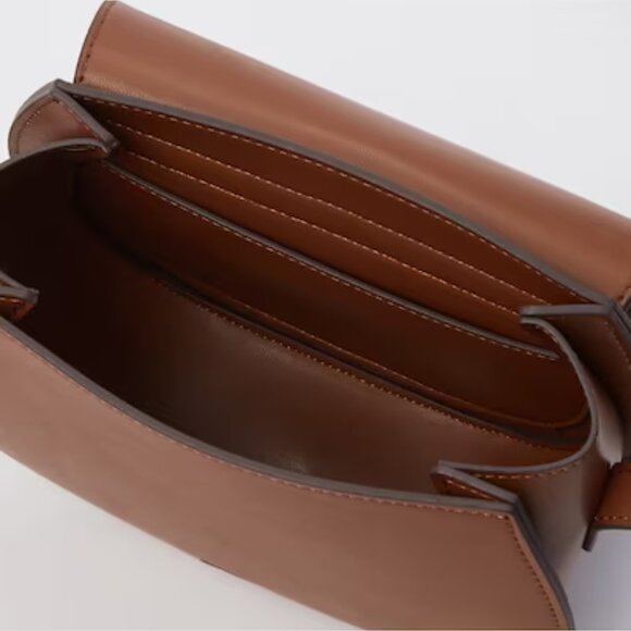 Uniqlo Saddle Shoulder Bag 2021, Crossbody Imitation Leather - Picture 14 of 16